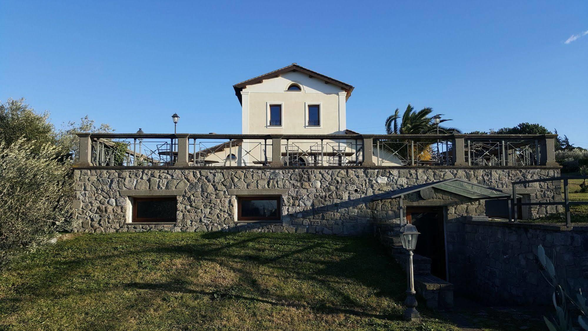 Residenza D'Epoca Pietra Di Ponente Guest House Ciampino Bagian luar foto